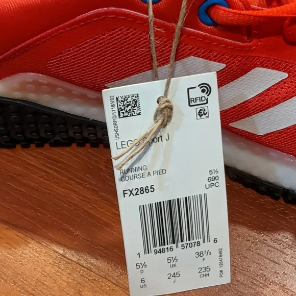 Adidas Sport Big Kid x LEGO 'Red' (size us 3.5y &amp; 6y)