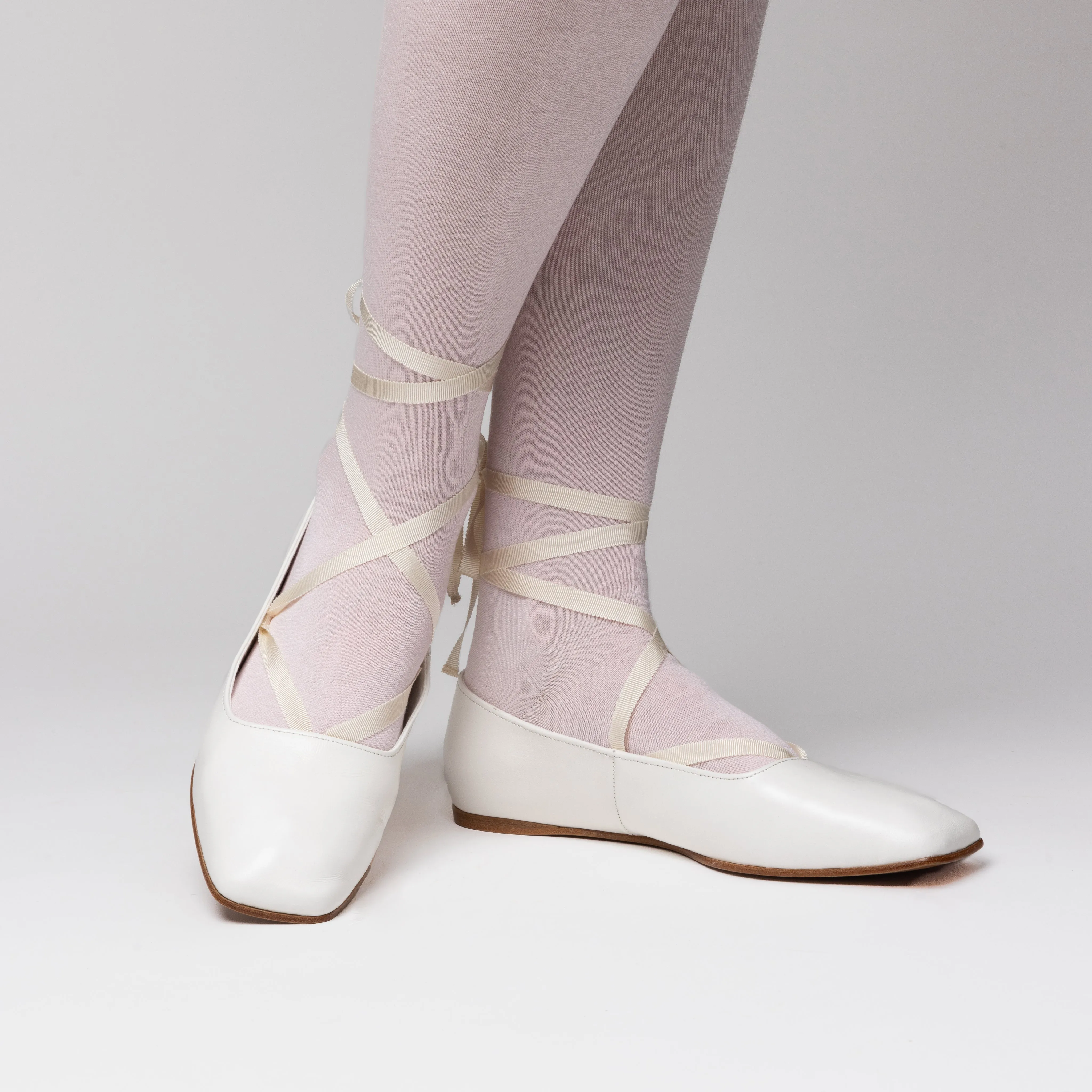 Bronte Slippers Wide (Soft Ivory)