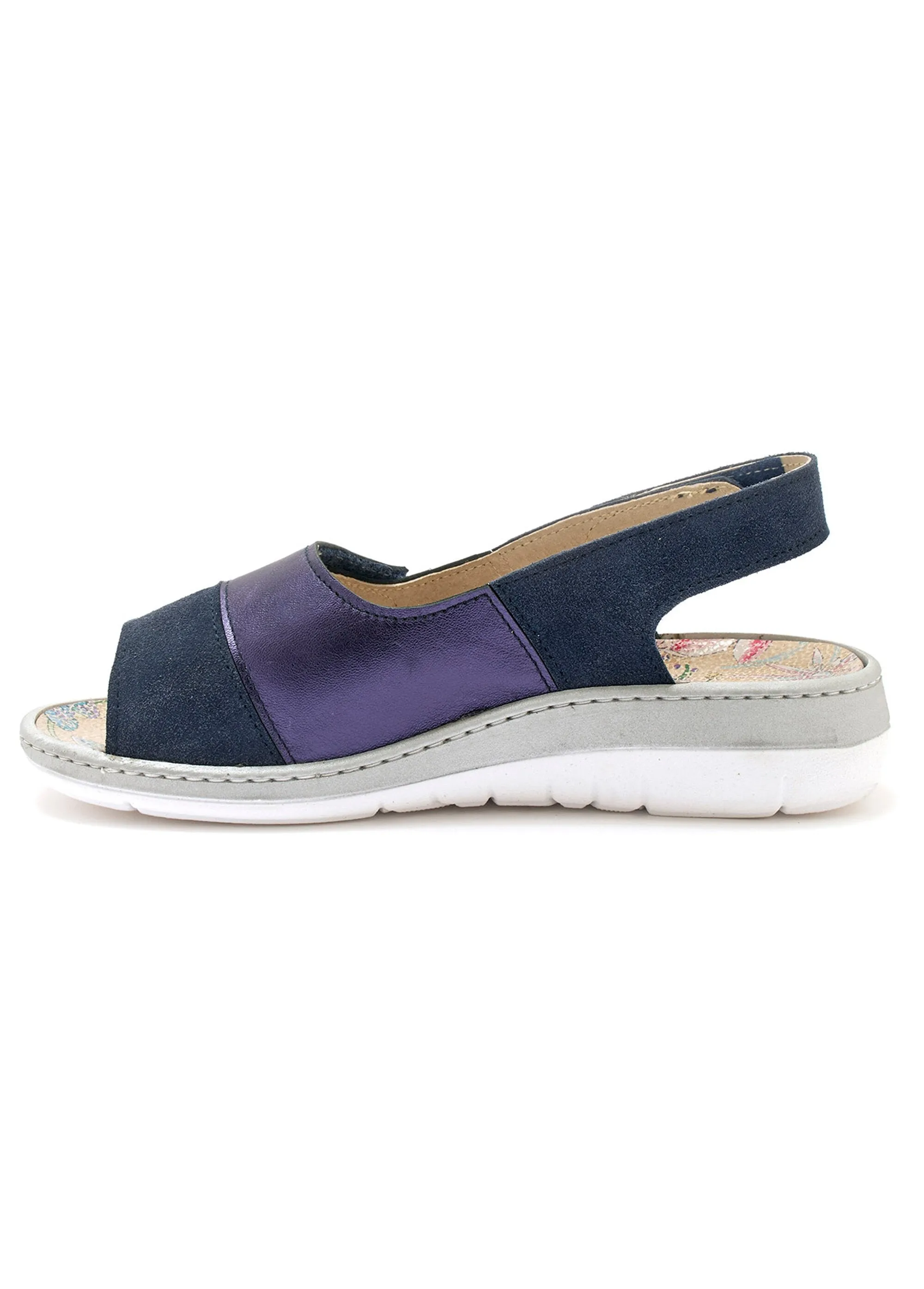 Comfortable, extra wide leather sandals