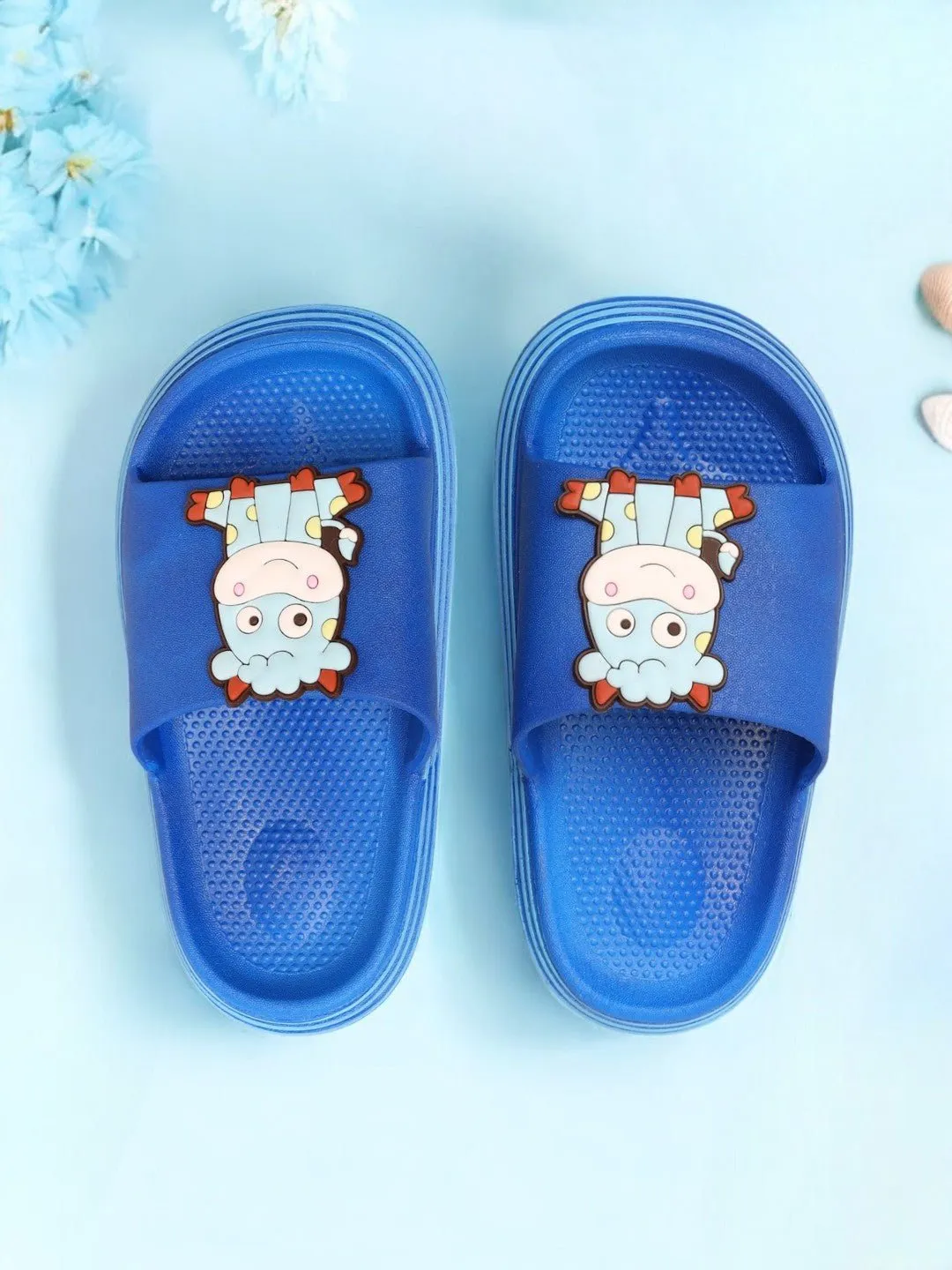 Comfy Critter Kids' Cow Applique Slides in Deep Blue