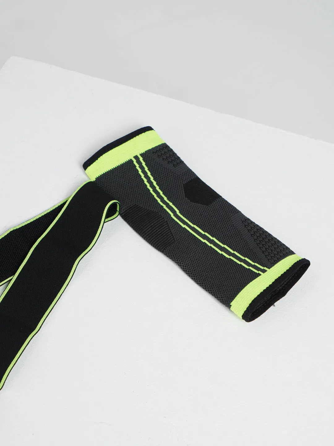Compression Ankle Brace for Sports Injury Recovery and Support, Adjustable Fit for Ankle Stability and Pain Relief