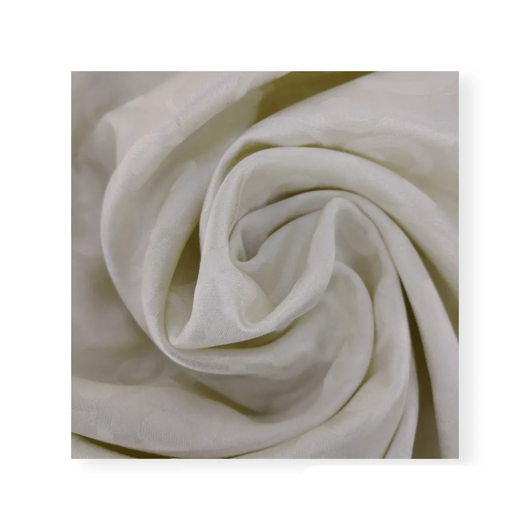 Damask Tabling Des.2 Cream 320cm
