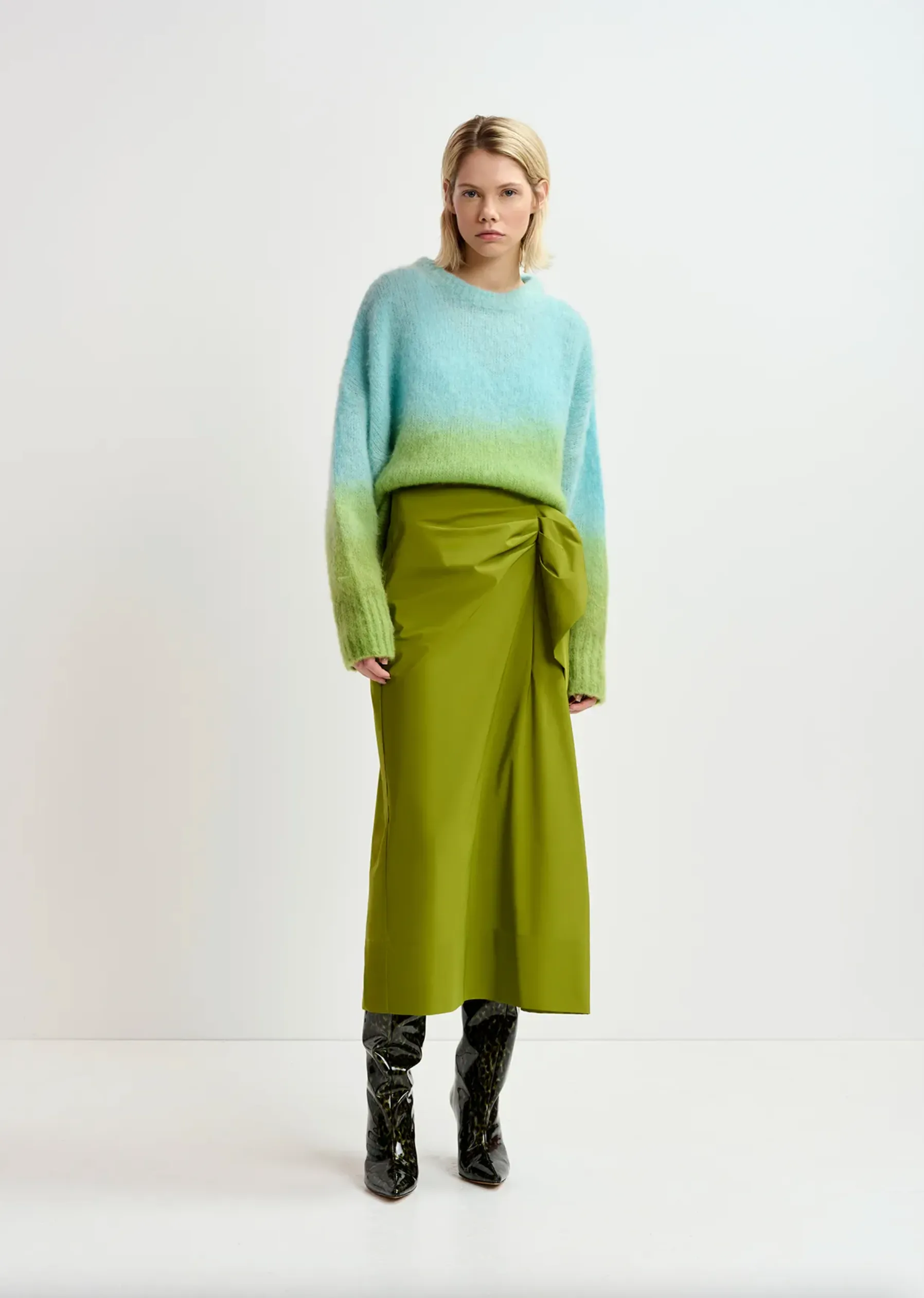 Gify Jumper
