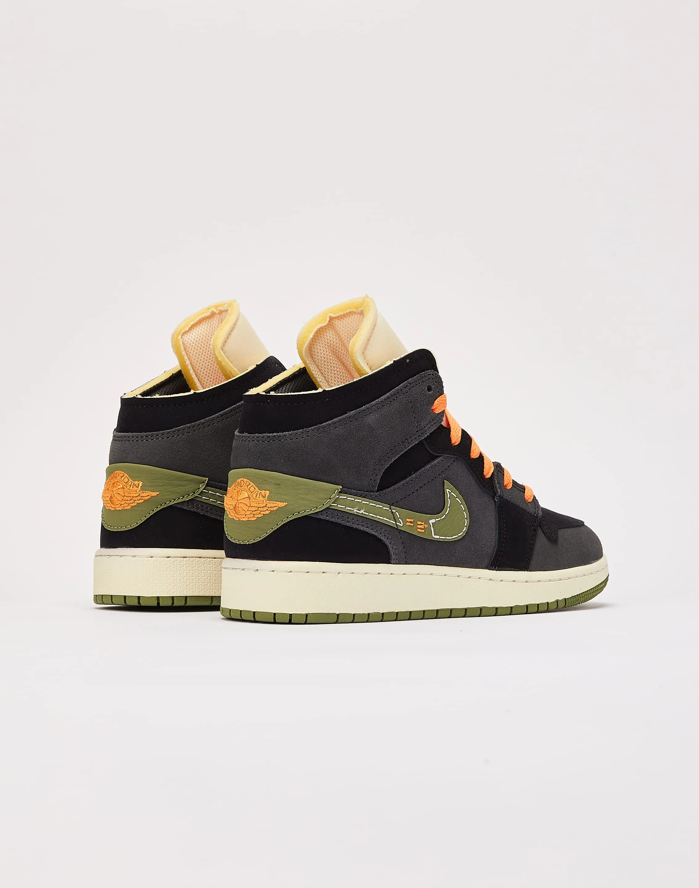 Jordan Air Jordan 1 Mid SE Craft Grade-School