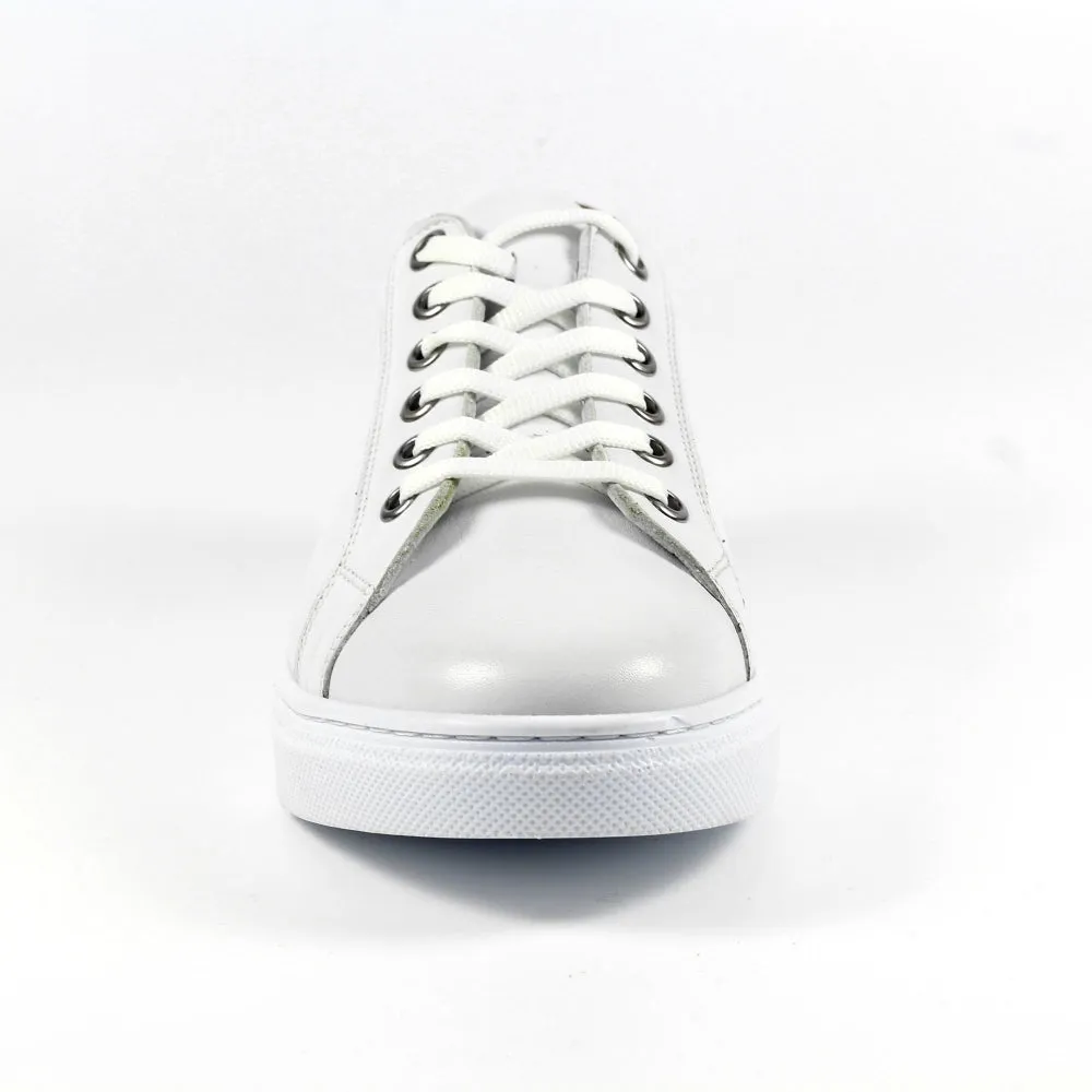 Lunar Zamora White Leather Trainer