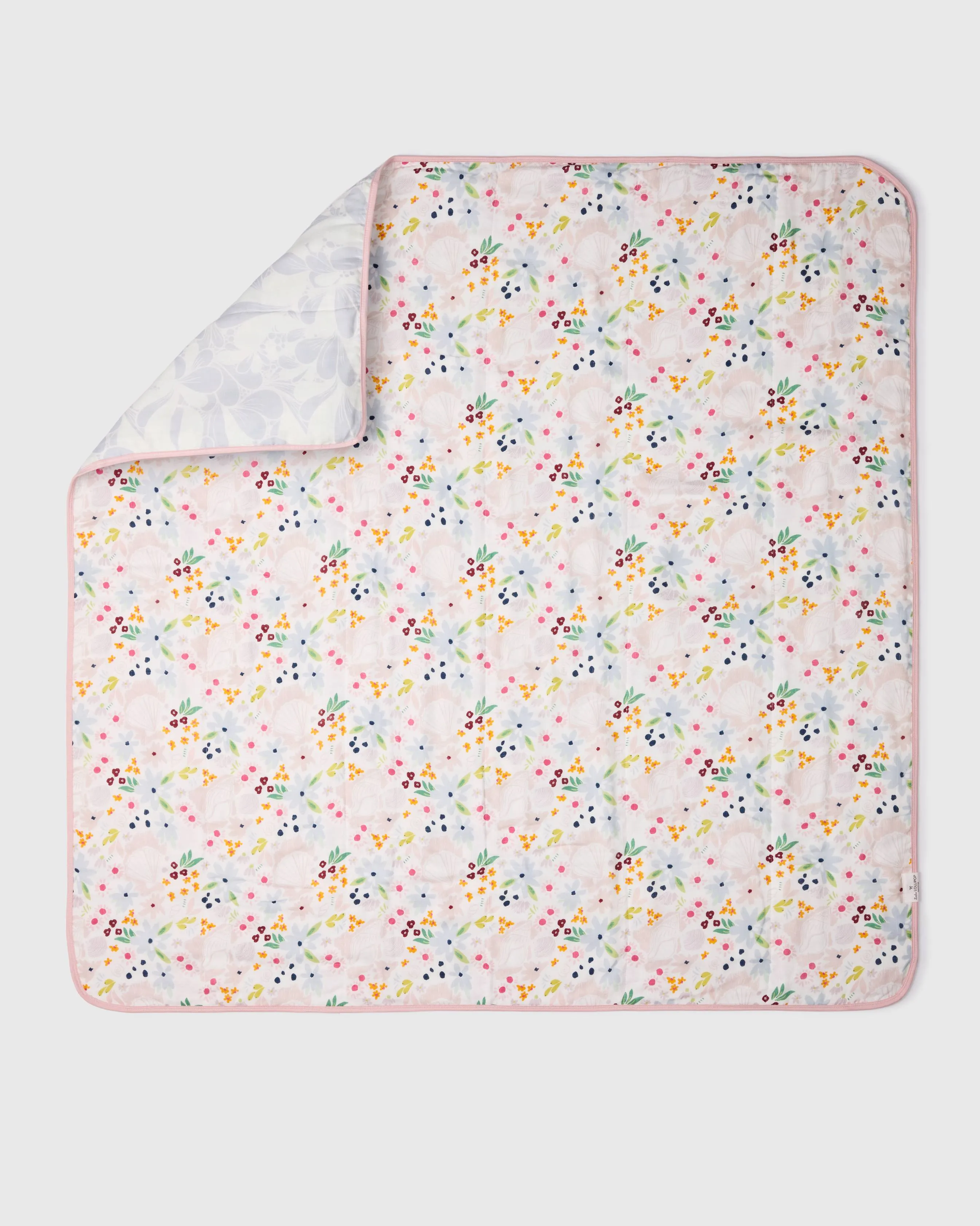 Muslin Quilt - Shell Floral
