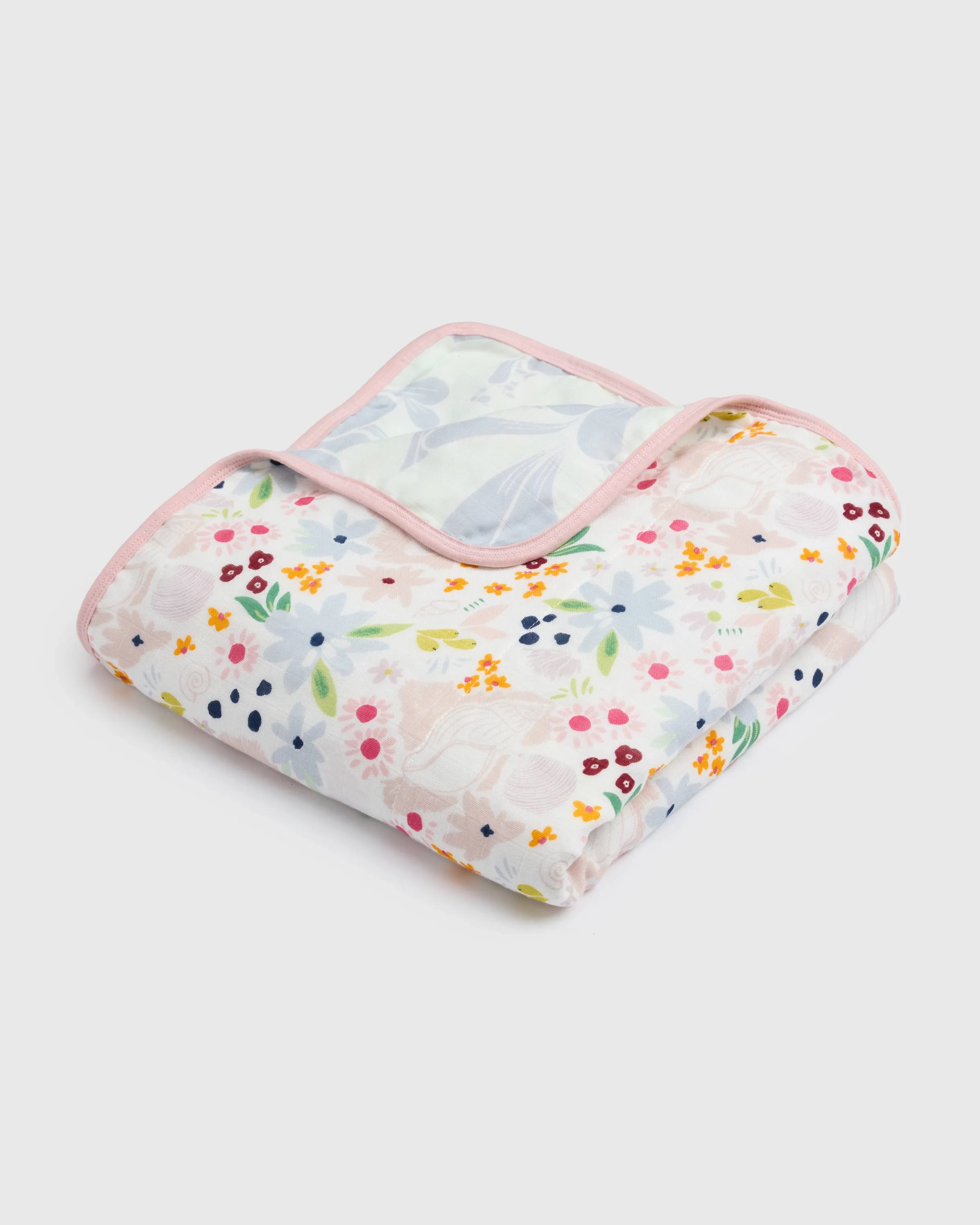 Muslin Quilt - Shell Floral