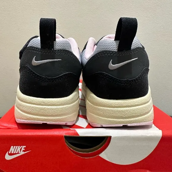 NIB Little Kid Nike Air Max 1 Low DZ3308 004 Black/Anthracite/Pink /Summit
