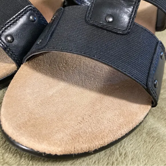 NIB Vintage Clarks Emmagene Leather Sandals Women's Size 8M