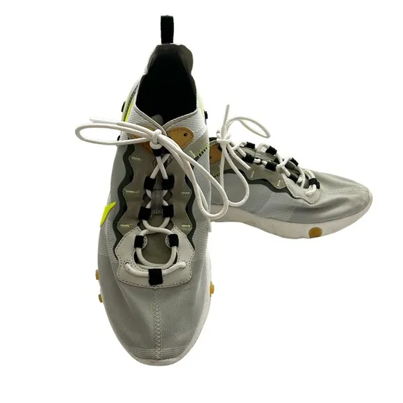 Nike React Element 55 Size 8 EUC