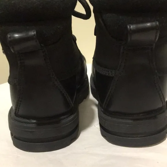 NWOT! Lugz Kids lace up construction boots memory foam insole slip resistant 5