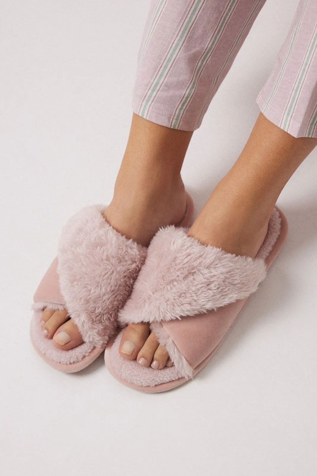 Open Shower Slippers - Pink