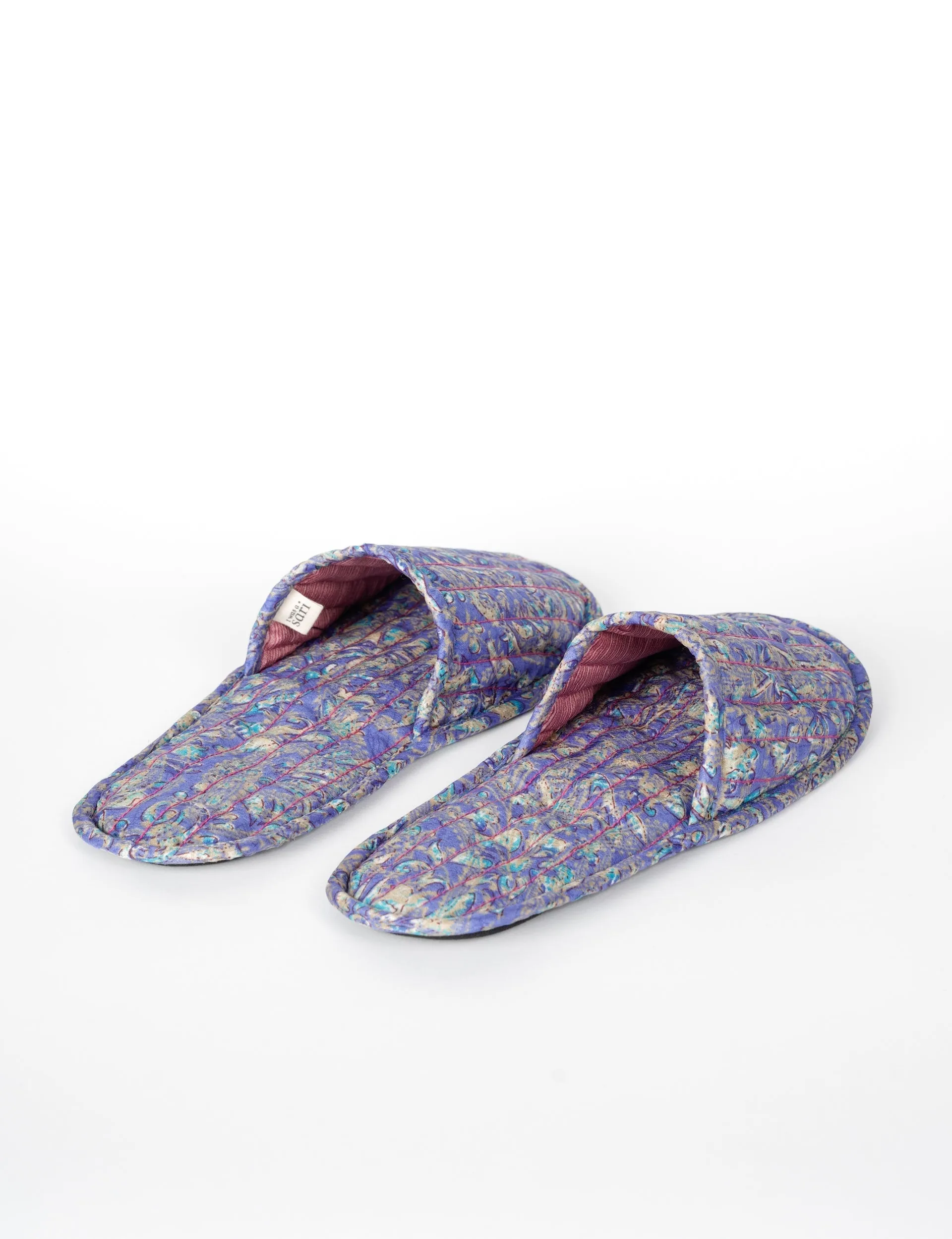 QUILTED SLIPPERS