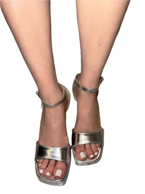 SIMPLE BLOCK HEEL WITH ADJUSTABLE ANKLE BAND YESSI-01A