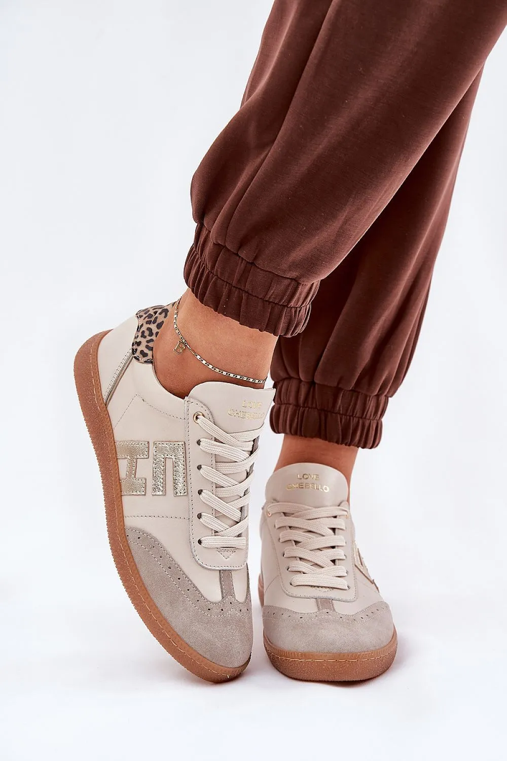 Sport Shoes