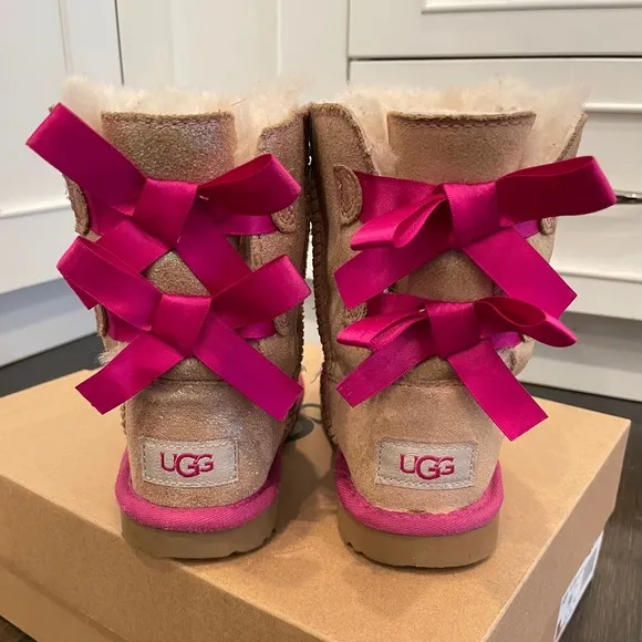 UGG Bailey Bow II Shimmer