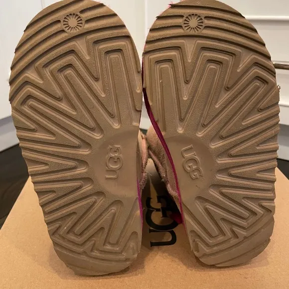 UGG Bailey Bow II Shimmer