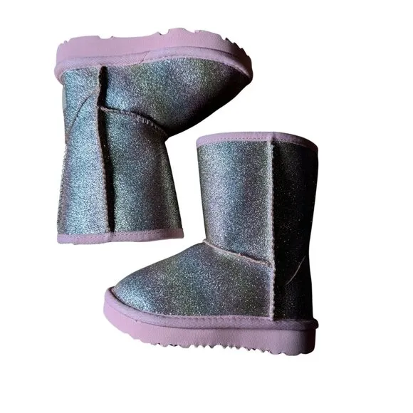UGG Kids Classic II Glitter Boot in Metallic Rainbow Toddler Size 6 NWOB!