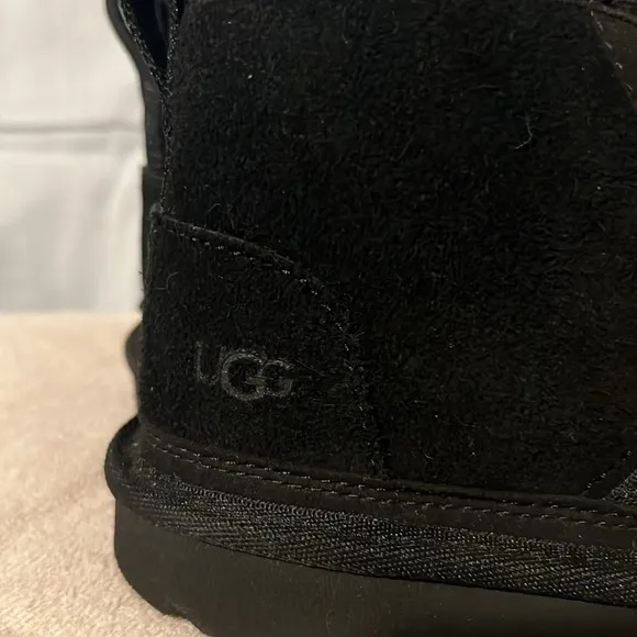 UGG Neumel EZ-Fit kids